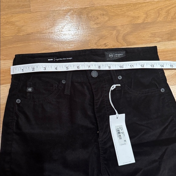 NWT AG Jeans Mari Slim Straight Jeans with Velvet-Feel Finish - Size 26 - Picture 10 of 10